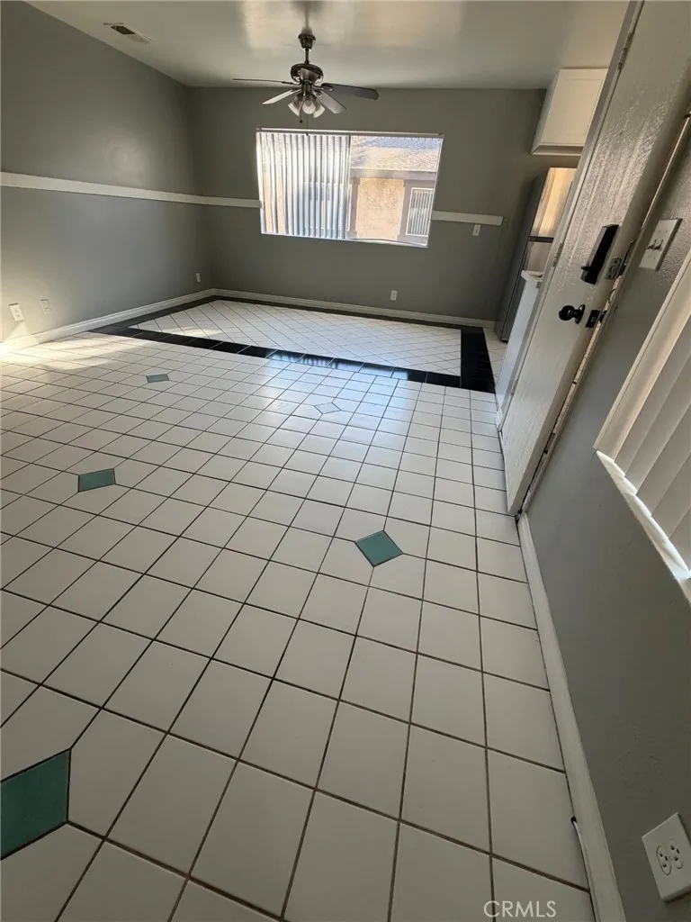 9800 Vesper #96 Panorama City, CA 91402