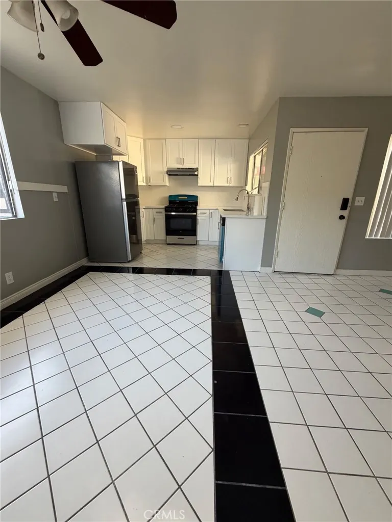 9800 Vesper #96 Panorama City, CA 91402