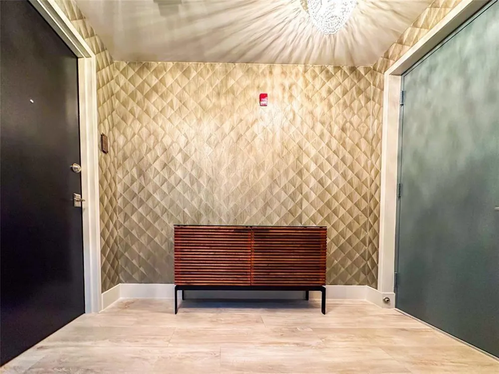2101 S SURF ROAD #2C Hollywood, FL 33019