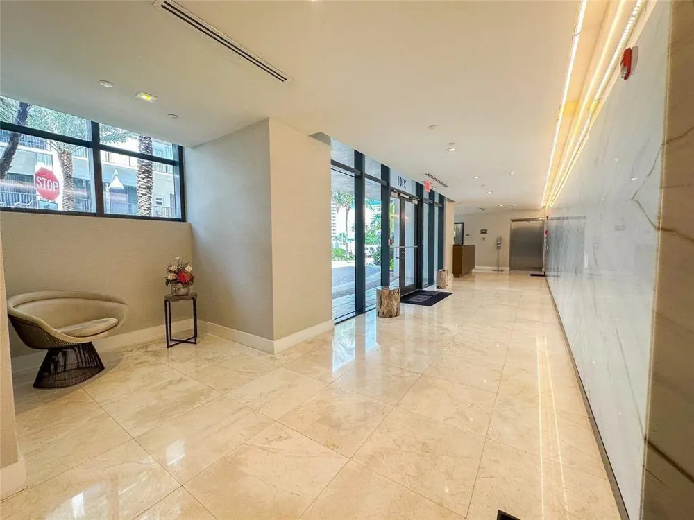 2101 S SURF ROAD #2C Hollywood, FL 33019