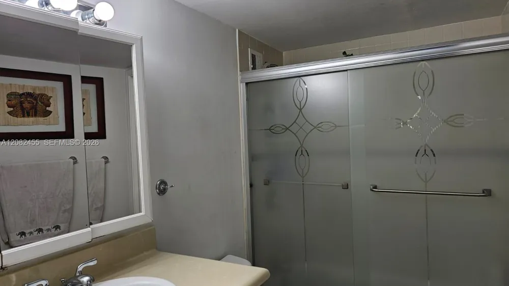 2450 NE 135th St #102 North Miami, FL 33181