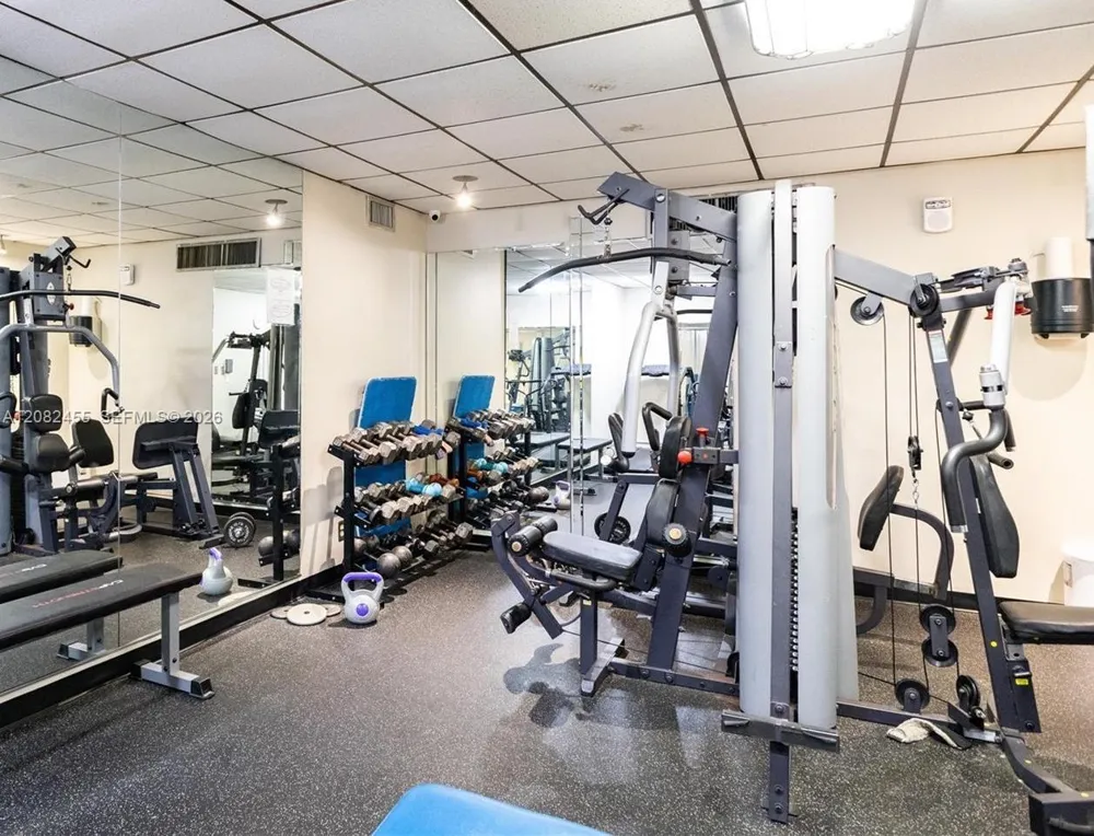 2450 NE 135th St #102 North Miami, FL 33181