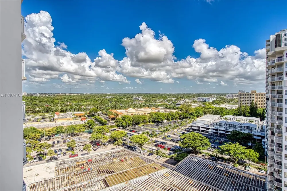18021 Biscayne Blvd #1604 Aventura, FL 33160