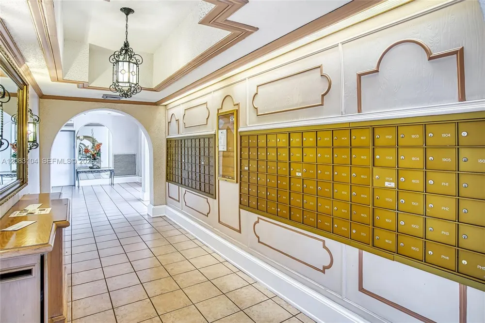 18021 Biscayne Blvd #1604 Aventura, FL 33160