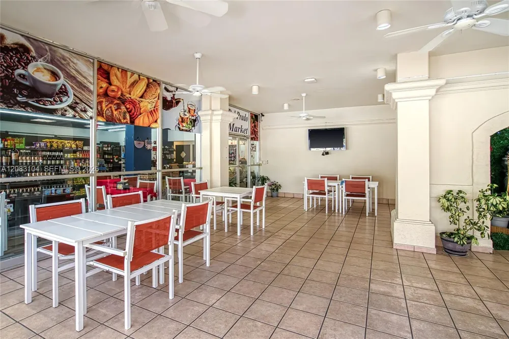 18021 Biscayne Blvd #1604 Aventura, FL 33160