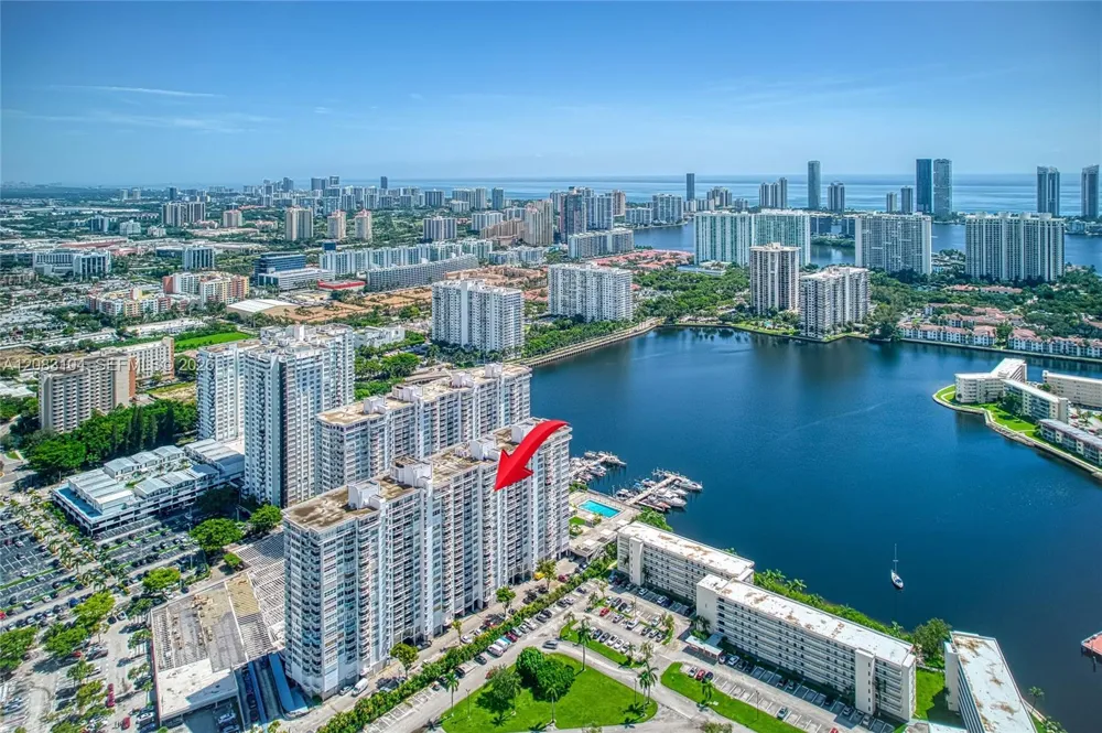 18021 Biscayne Blvd #1604 Aventura, FL 33160