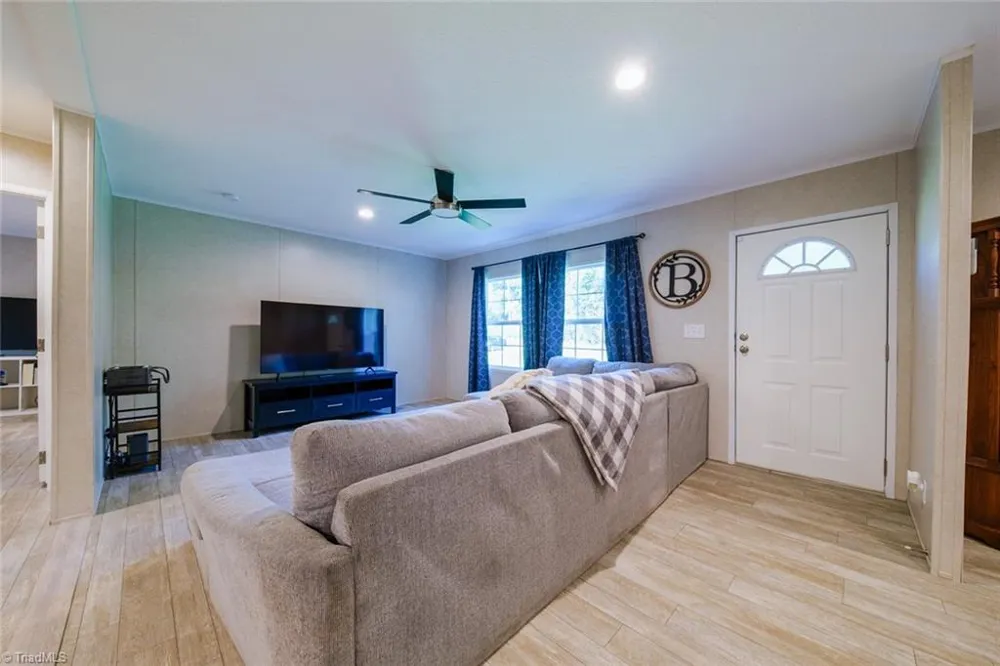 1317 Haire Road Yadkinville, NC 27055