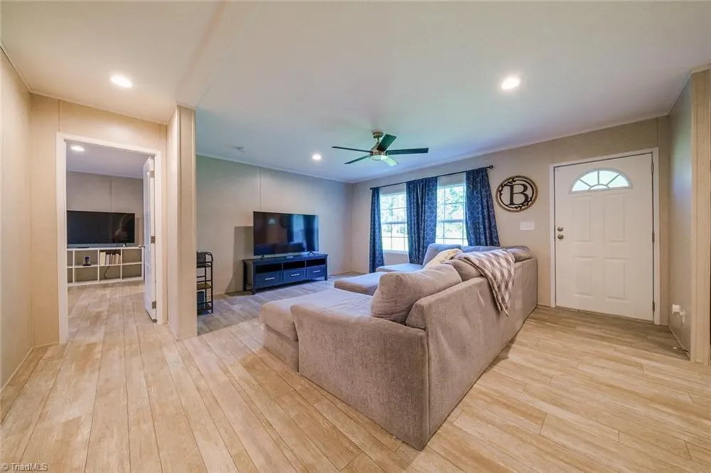 1317 Haire Road Yadkinville, NC 27055