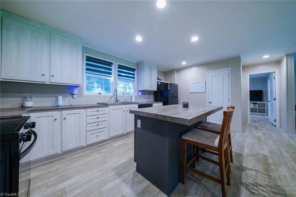 1317 Haire Road Yadkinville, NC 27055