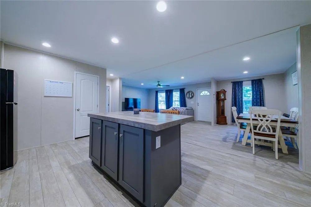 1317 Haire Road Yadkinville, NC 27055