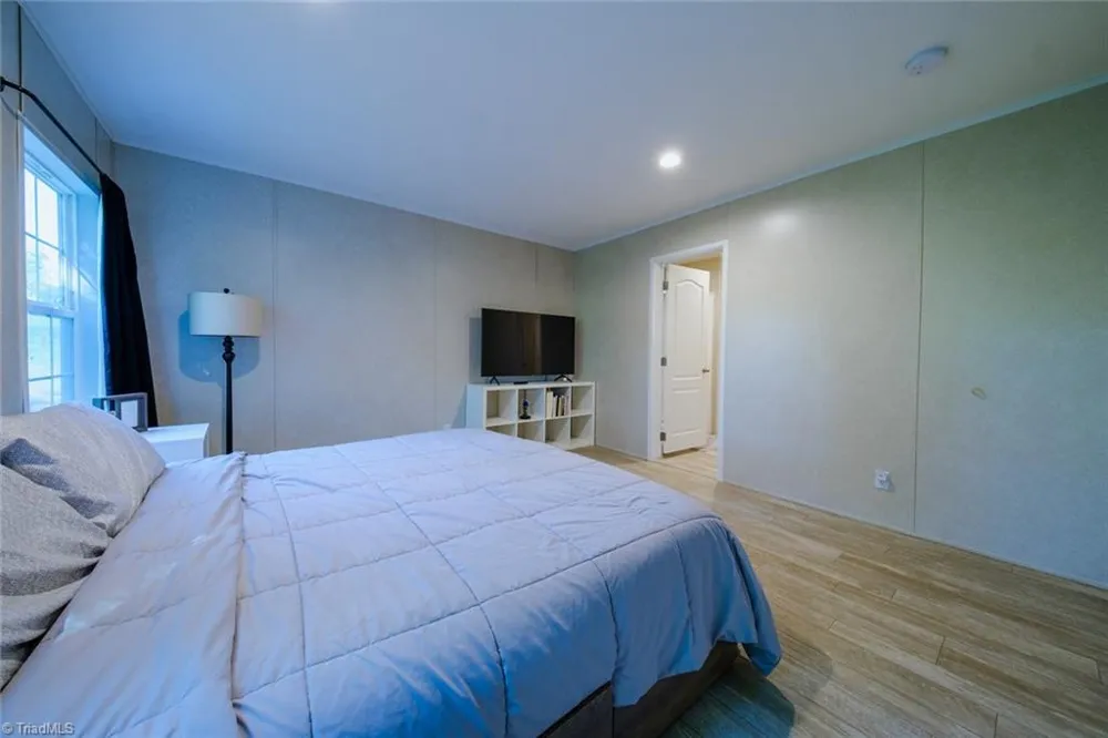 1317 Haire Road Yadkinville, NC 27055