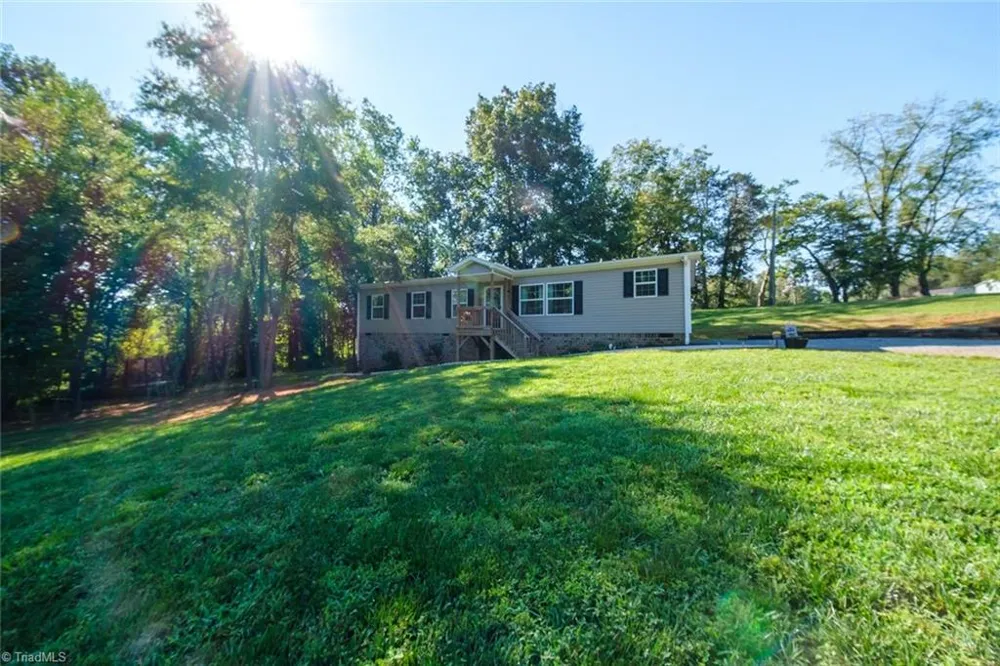1317 Haire Road Yadkinville, NC 27055