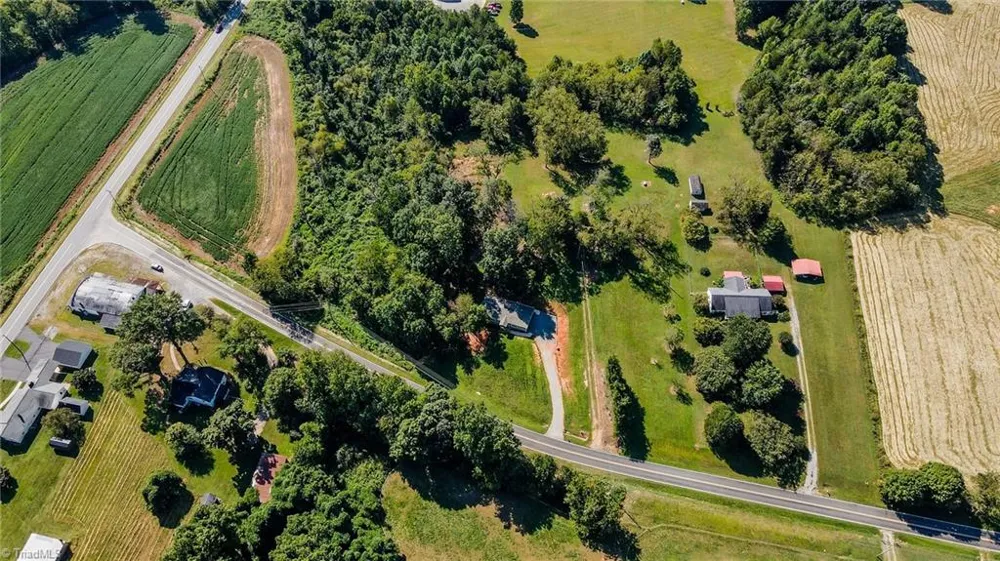 1317 Haire Road Yadkinville, NC 27055