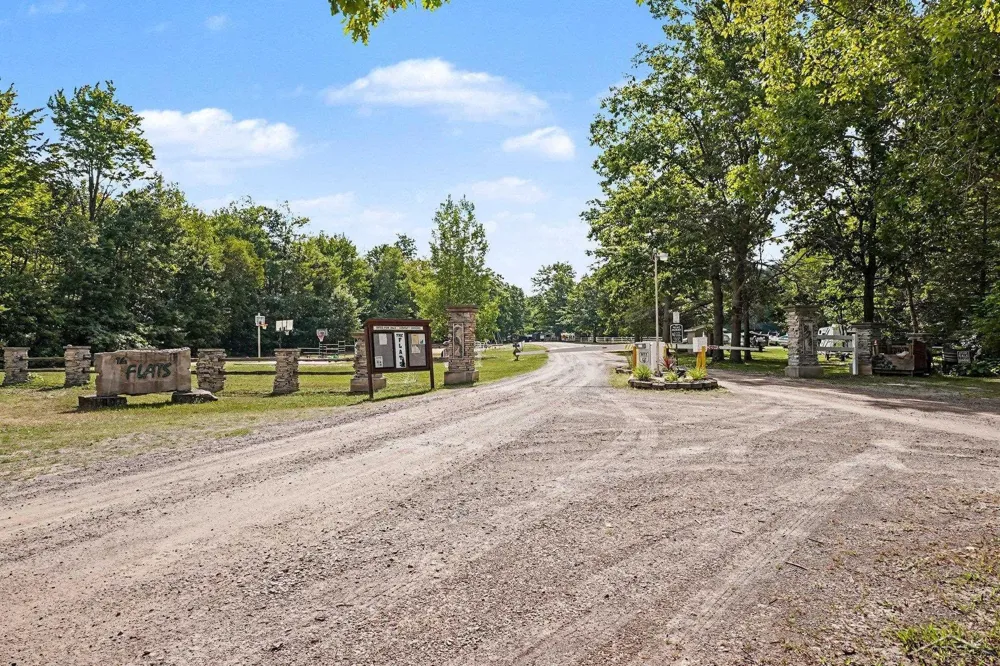 978 Timberlynn Trail Edenville Township, MI 48657