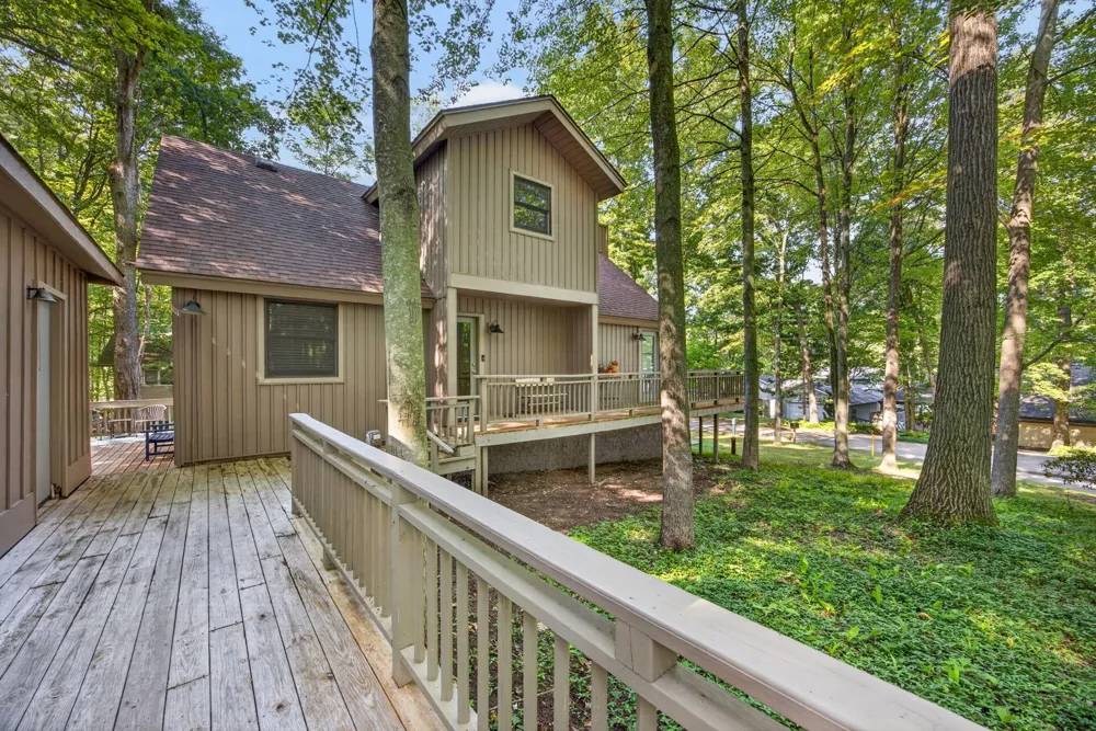 11299 Alpine Road Morton Township, MI 49346