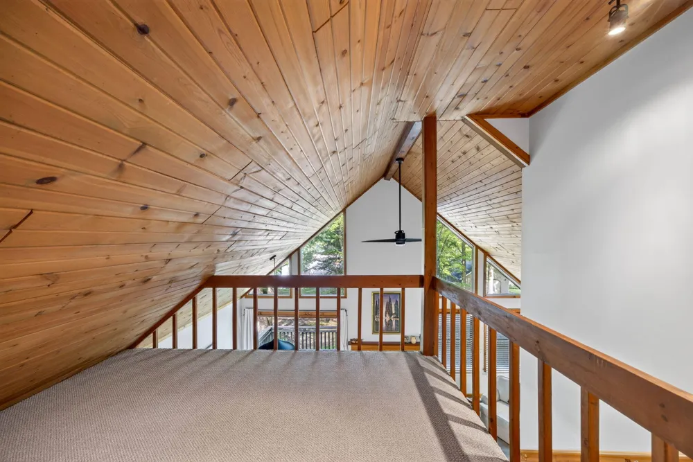 11299 Alpine Road Morton Township, MI 49346