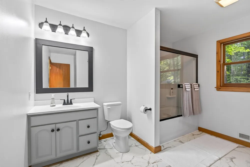 11299 Alpine Road Morton Township, MI 49346