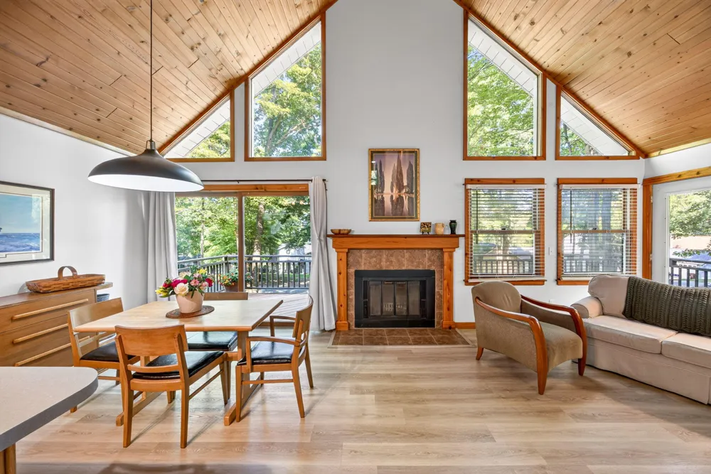 11299 Alpine Road Morton Township, MI 49346
