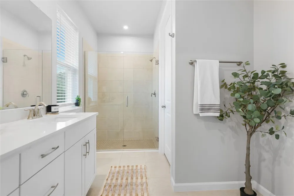 20285 SYMPHONY PLACE Venice, FL 34293