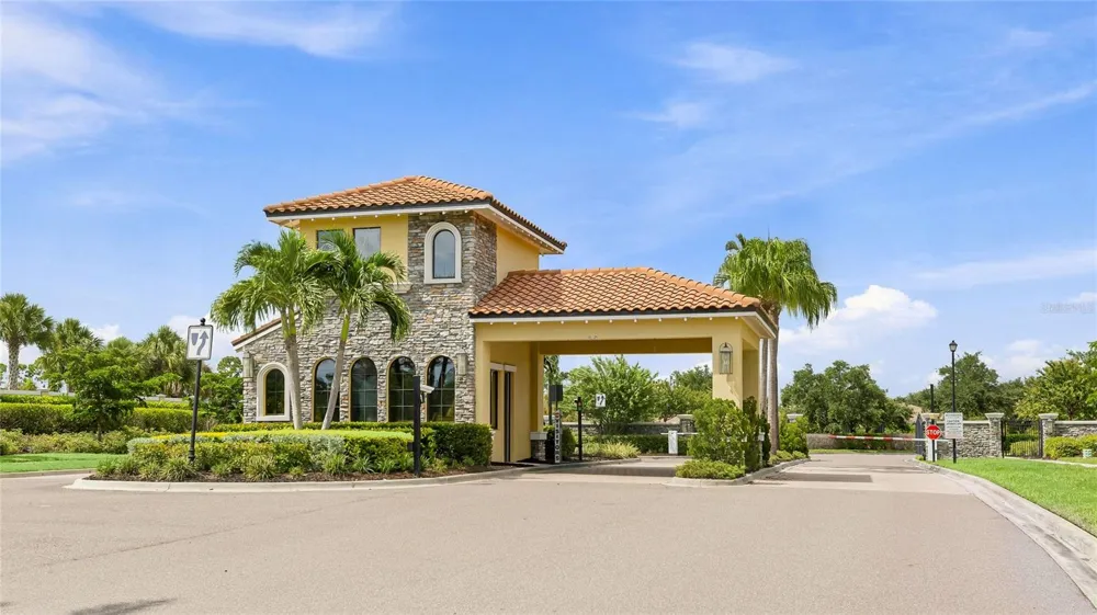 20285 SYMPHONY PLACE Venice, FL 34293