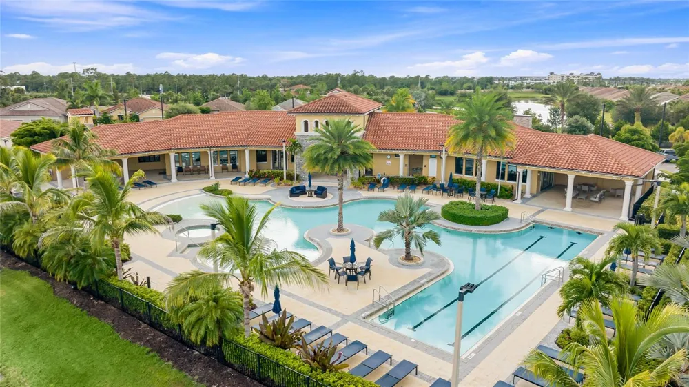 20285 SYMPHONY PLACE Venice, FL 34293