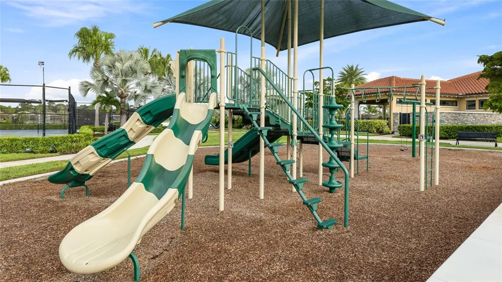 20285 SYMPHONY PLACE Venice, FL 34293