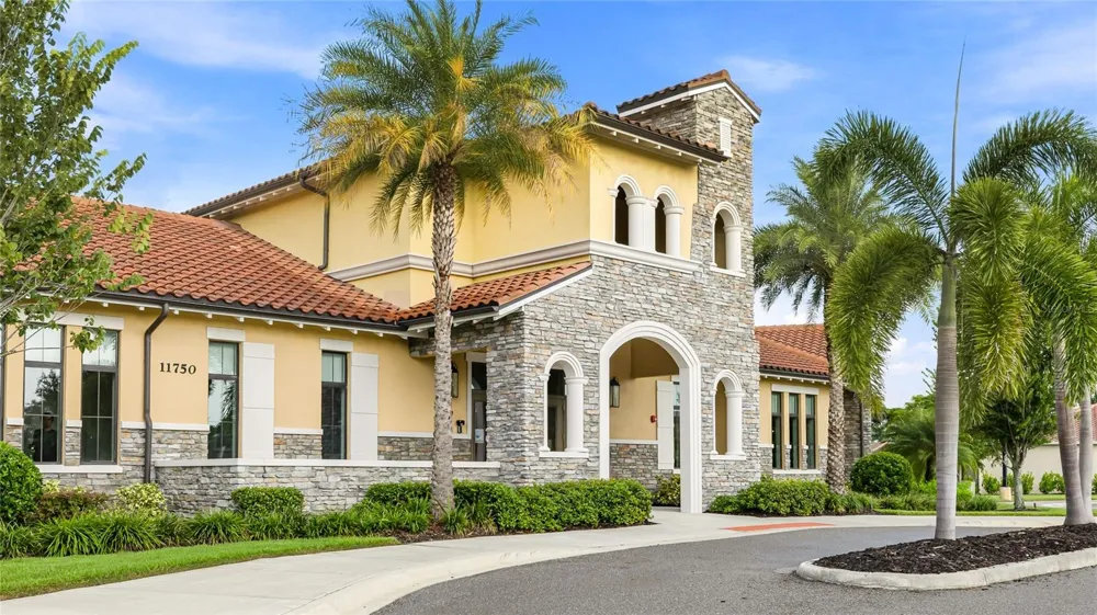 20285 SYMPHONY PLACE Venice, FL 34293