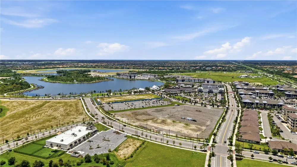 20285 SYMPHONY PLACE Venice, FL 34293