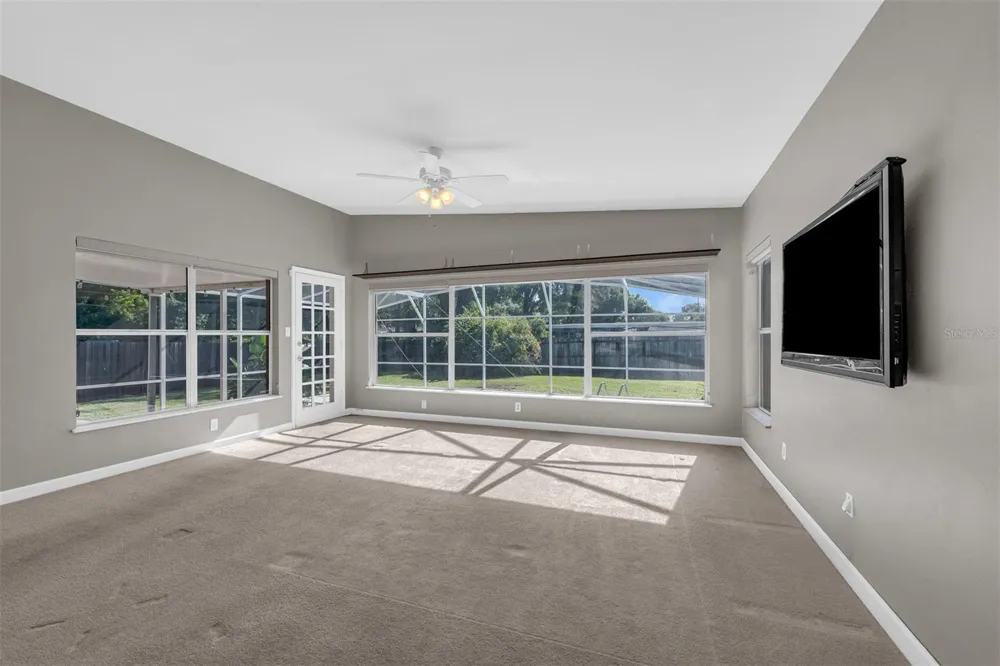 1209 S CRYSTAL LAKE DRIVE Orlando, FL 32806
