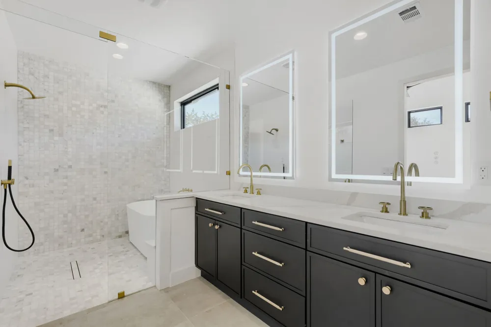 504 District Lane Lago Vista, TX 78645