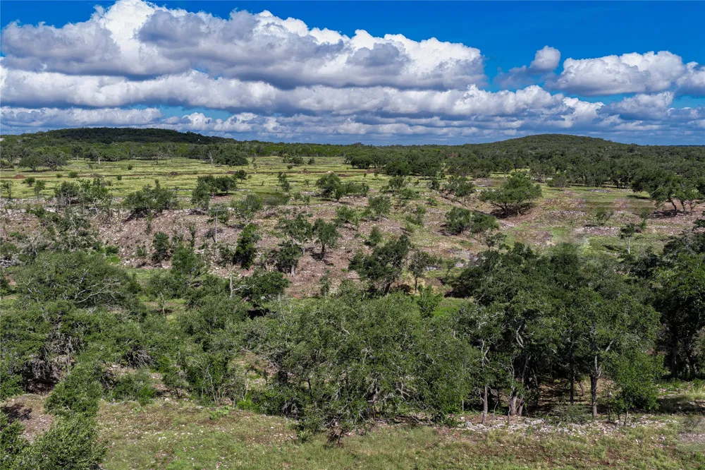 11 Maddalena Lane Dripping Springs, TX 78620