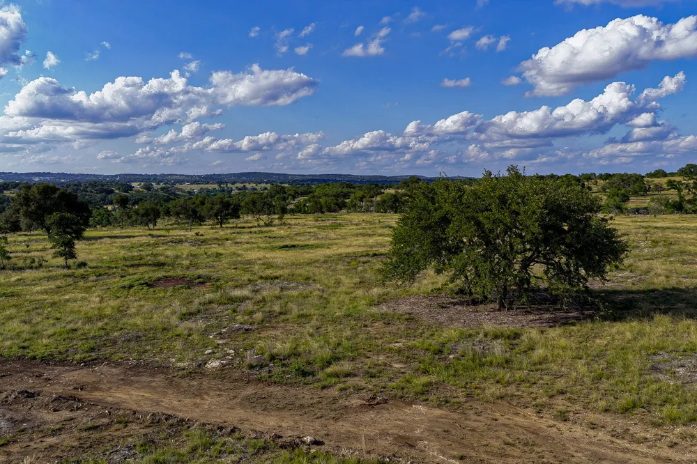 11 Maddalena Lane Dripping Springs, TX 78620