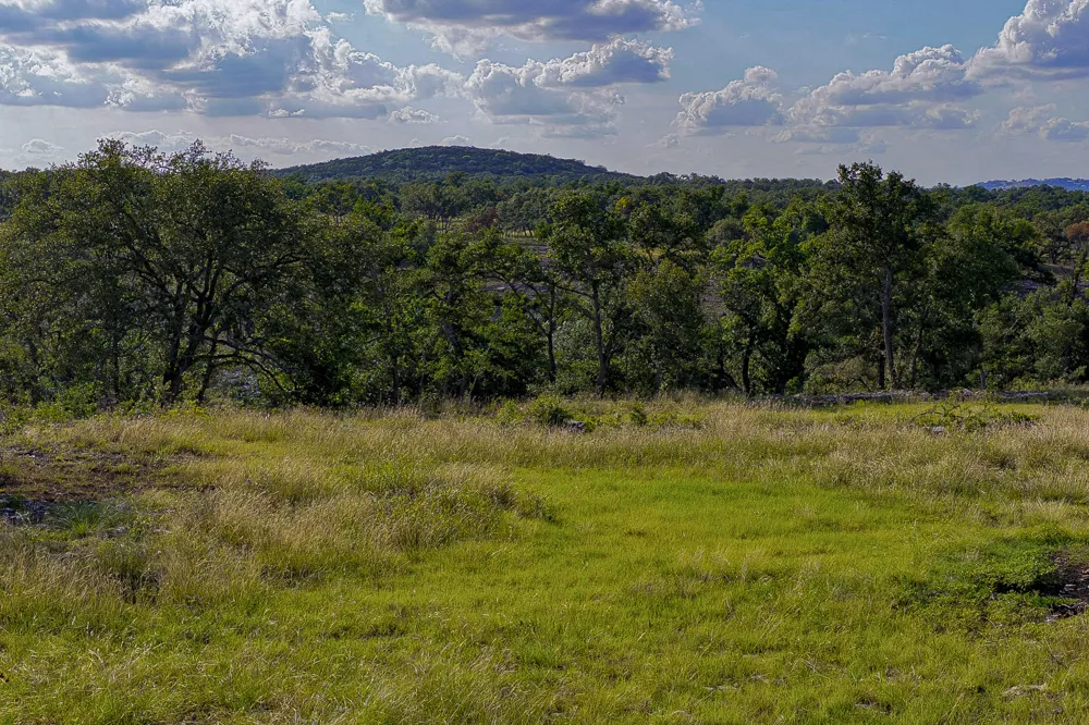 11 Maddalena Lane Dripping Springs, TX 78620