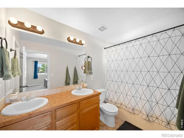 3249 Tamarac Lane Johnstown, CO 80534