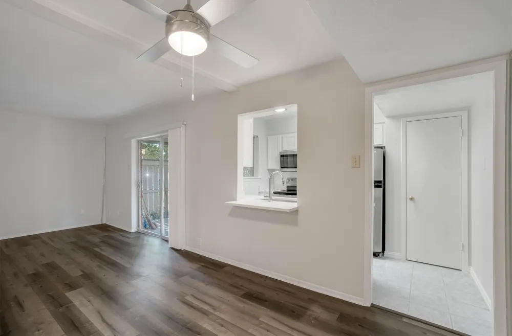 2805 Lineville Drive #105 Farmers Branch, TX 75234