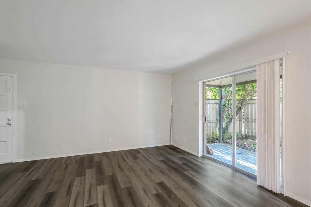 2805 Lineville Drive #105 Farmers Branch, TX 75234