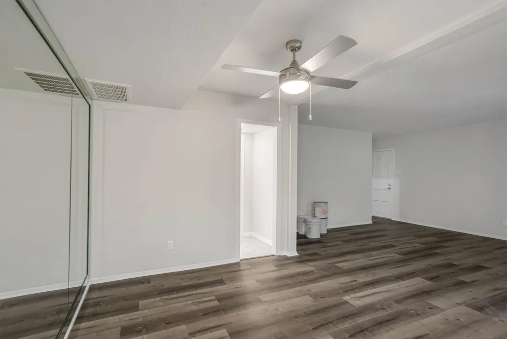 2805 Lineville Drive #105 Farmers Branch, TX 75234