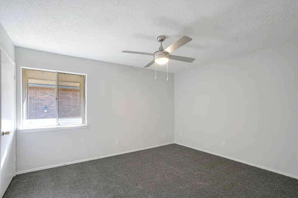 2805 Lineville Drive #105 Farmers Branch, TX 75234