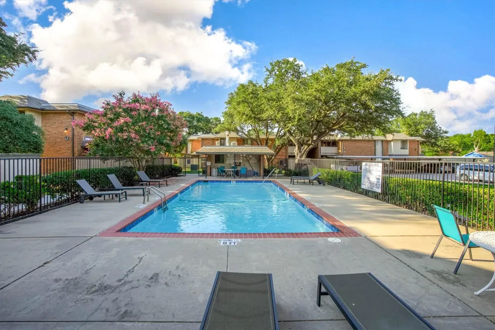 2805 Lineville Drive #105 Farmers Branch, TX 75234