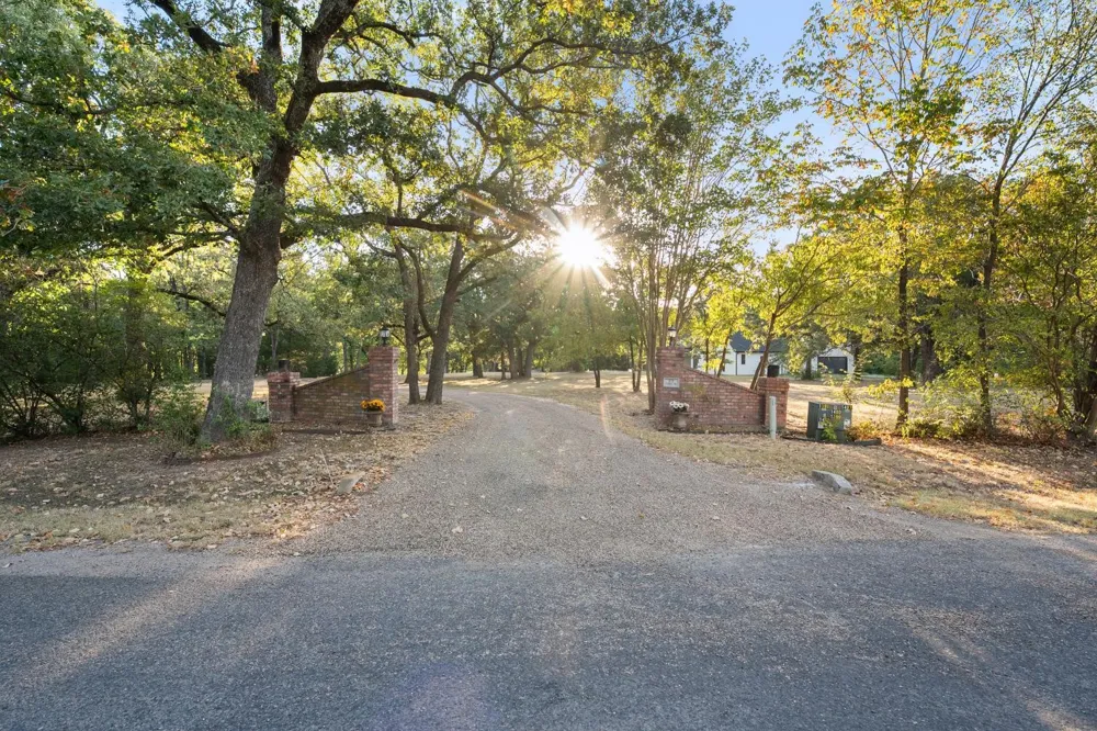 172 Caddo Trail Corsicana, TX 75109