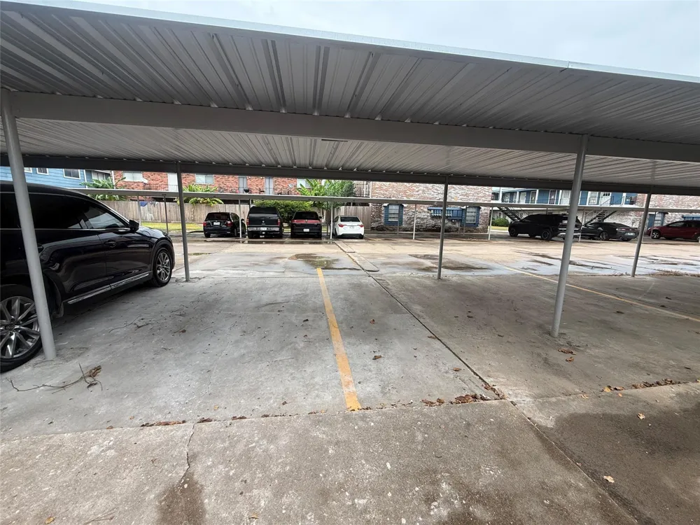 707 S 2nd Street La Porte, TX 77571