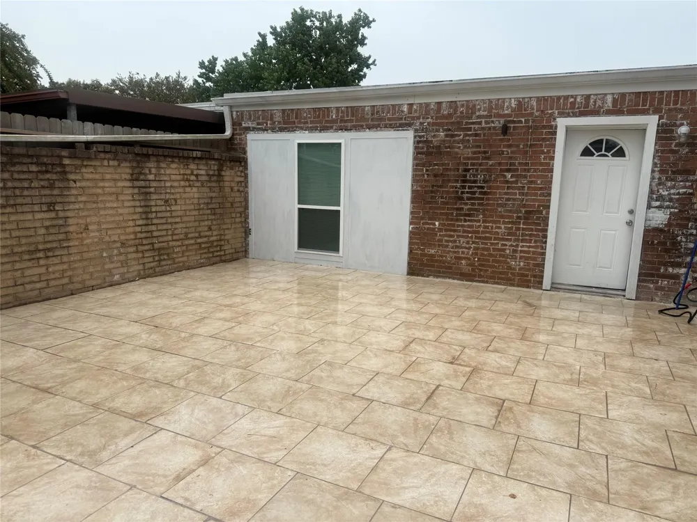 707 S 2nd Street La Porte, TX 77571