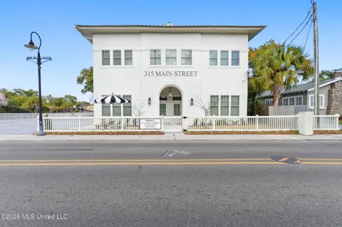 315 Main Street