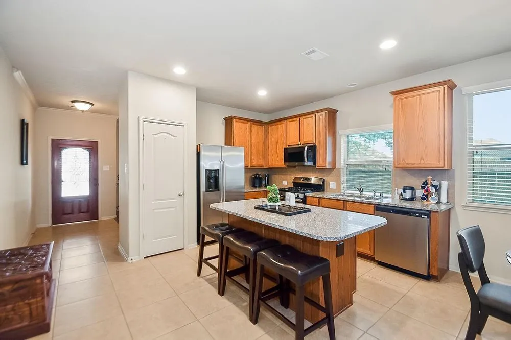 5201 Pale Sage Lane Rosharon, TX 77583