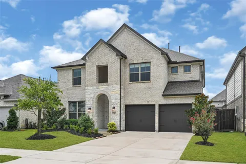 2842 Acacia Grove Drive