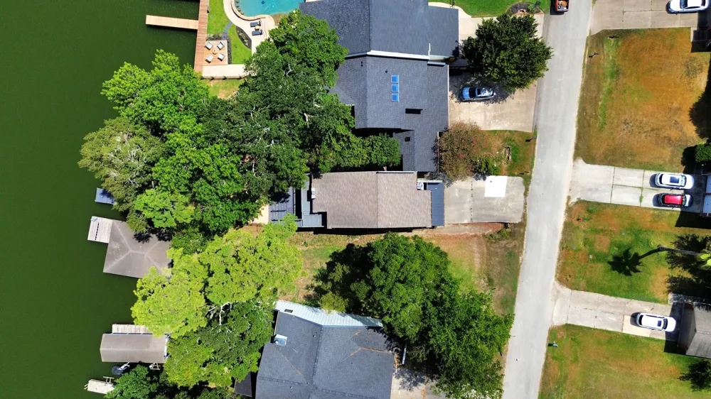 854 Lake View Drive Montgomery, TX 77356