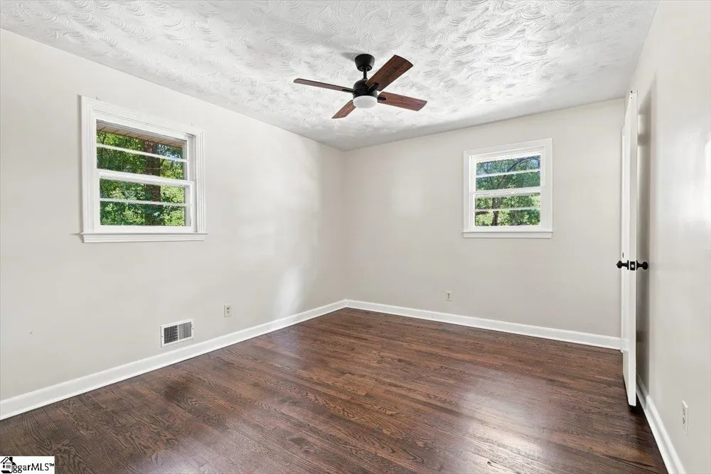 406 Jasmine Street Spartanburg, SC 29303