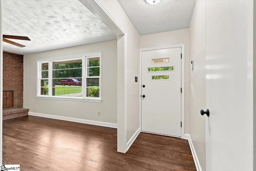 406 Jasmine Street Spartanburg, SC 29303
