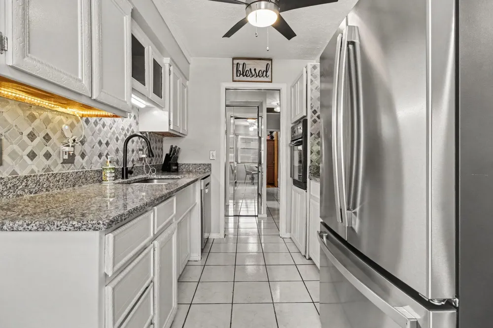 14051 Cloverdale Street Oak Park, MI 48237