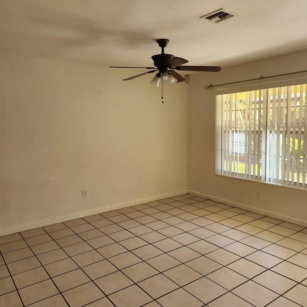 807 W LAS OLAS BOULEVARD Fort Lauderdale, FL 33312